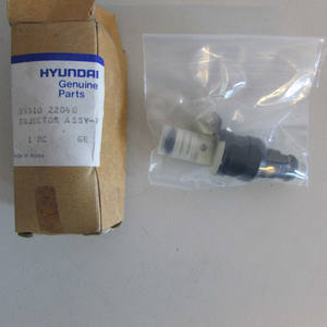 Nuevo Inyector de Combustible 3531022040 para Accent Mk1 1995-1999 9802 4-1-C-3c Hecho en Italia - Product Image 1