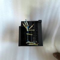 Controlador Lógico Programable 6ES72121AB230XB8, CPU con 8 Entradas Digitales y 6 Salidas Digitales, Control de Máquinas Pequeñas, Aplicación OEM