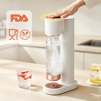 Mesin Pembuat Soda Seltzer untuk Dapur Rumah dengan Pengunci Cepat Satu Putaran, Botol PET 1L dan Kompatibel dengan Tabung CO2 yang Dapat Dipasang.