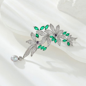 Luxury Style Brooch With Zircon Leaf Inlay Freshwater Pearl Pendant Botanical Corsage Party Women's Fine Jewelry - Product Image 4
