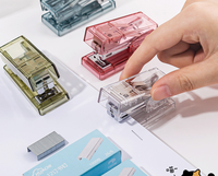 Mini agrafeuse transparente de poinçon de trou transparent petite agrafeuse de fournitures scolaires d'étudiant avec la conception claire