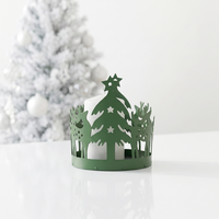 Décorations de table de Noël 2026 : Bougeoirs en métal vert avec motifs découpés d'arbre et de cerf