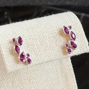 Pendientes Lily & Rose con diseño de flor chapados en plata con cristal rojo purpúreo de corte marquesa, joyería de fiesta para mujer - Product Image 4