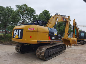 Presque neuf au Japon, mini-pelle d'occasion de 3.5 tonnes CAT320D, pelle sur chenilles d'occasion, prix de vente japonais - Product Image 2