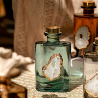 Flacon de parfum vide sans flamme personnalisé de luxe multicolore 180 ml avec couvercle en bois