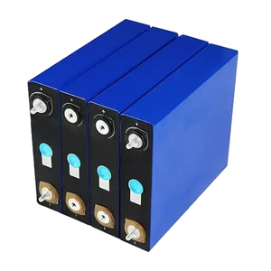 ระบบพลังงานแสงอาทิตย์สำหรับครัวเรือน 6000 รอบ 3.2v 200ah แบตเตอรี่ลิเธียมไอออนแบบแท่งปริซึม แบตเตอรี่ลิเธียม - Product Image 1