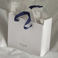 Sac fourre-tout en papier imprimé sur mesure de luxe avec poignée en coton doux pour cosmétiques et soins de la peau, sac de vente au détail pour marque