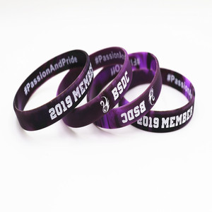 <span class=keywords><strong>Izzy</strong></span> Rey wirl bracciale in Silicone bianco pieno di colore bianco braccialetti promozionali economici - Product Image 2