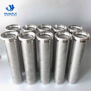 Tube filtrant perforé à connexion filetée en acier inoxydable - Product Image 1