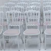 Chaise de banquet moderne en métal chromé pour usine, tables d'extérieur pour enfants et chaises Napoléon blanches pour événements