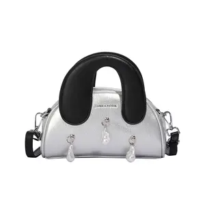 2024 Ladies fashion Metallic Silver Leather Handbags with Pearls Hot Sale Women shoulder bags Girls contrast colors Hand Bags