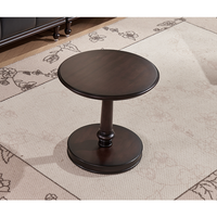 Table basse classique en bois massif d'inspiration vintage, durable, avec rangement et multifonctionnelle pour le salon