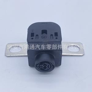 Protector de Batería Mercedes Benz N000000008989 para Reemplazo, Reparación, Nueva Pieza de Auto - Product Image 3