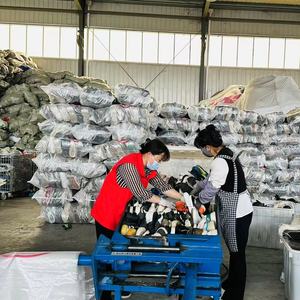 Chaussures de <span class=keywords><strong>basket</strong></span> d'occasion pour hommes en gros des États-Unis – Lots de chaussures de sport d'occasion de marques originales en balles - Product Image 3