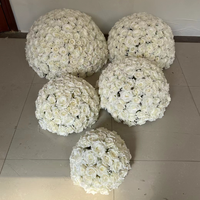 Nouveau Design Grande Taille Blanc Lait Pur Diamant Soie Artificielle Rose Fleur Boule Centres De Table De Mariage Banquet Décoration De Table