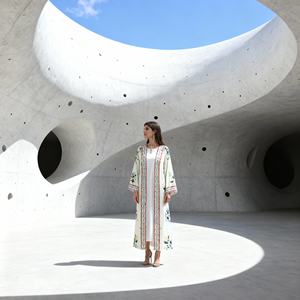 Robe Abaya élégante en polyester avec strass thermocollants de haute qualité pour femmes musulmanes, vente en gros personnalisée ODM, nouveau style - Product Image 3