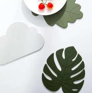 Eco-friendly anti-heat kitchen hotspot Silicone hot Pot Holder Monstera deliciosa Silicone