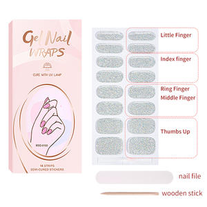 Kits de faux ongles de Noël de luxe de haute qualité à paillettes, avec motif 3D Père Noël et flocon de neige, vente chaude - Product Image 3