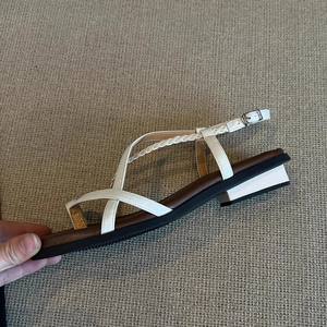 Sandalias Retro con Tiras Cruzadas y Punta Abierta para Mujer, Sandalias Romanas con Plataforma y Amortiguación Tipo Nube, Sandalias Versátiles Perfectas para Vestidos - Product Image 3