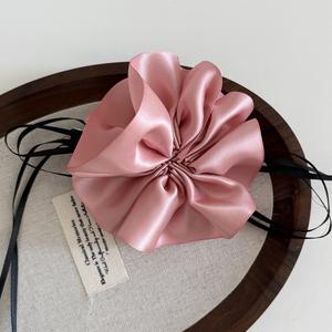 Pasador de Pelo Plisado de Satén de Alta Calidad, Nuevo Diseño Coreano, Adorno Floral para el Cabello para Niñas - Product Image 5