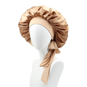 <span class=keywords><strong>Bonnet</strong></span> en satin de soie personnalisé avec logo <span class=keywords><strong>pour</strong></span> le sommeil, <span class=keywords><strong>bonnet</strong></span> de nuit doublé en satin avec bande à nouer <span class=keywords><strong>pour</strong></span> femmes, <span class=keywords><strong>bonnet</strong></span> de nuit <span class=keywords><strong>pour</strong></span> cheveux bouclés - Product Image 5