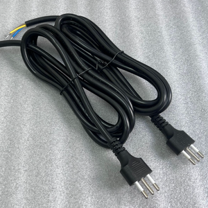 Cable de Alimentación CEI 23-16/VII Italia (Tipo L) H05VV-F 3GX1.5mm2 2.5M - Product Image 1