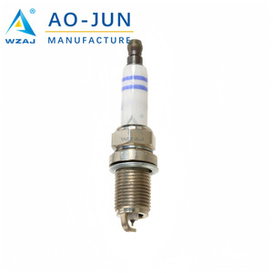 Bujía de iridio con punta de llama Fr6kpp332s para Volkswagen Golf 5 6 7 Audi A4 - Product Image 4