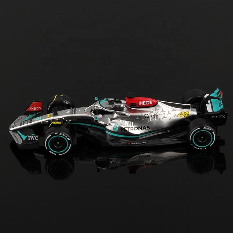 Bburago 1:43 2022 F1 Mercedes-AMG Team W13 #44 Lewis Hamilton Alloy Luxury Vehicle Diecast Cars Formula One Model Toy Gift
