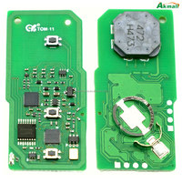 Llave Inteligente Universal para Automóvil CK TOM Series TOM-O-11 4D con 3 Botones para Crown/Yaris (0030 Soporte de Plástico para Placa)