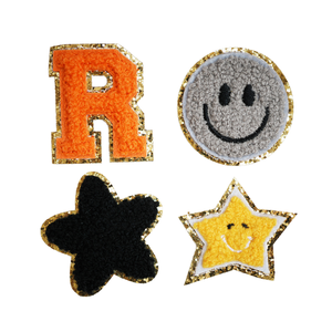 Cổ phiếu tự dính 26 Bảng chữ cái 3D tim hoa ren ngọc trai ủng hộ thêu cảm thấy sắt trên các bản vá lỗi vải - Product Image 3