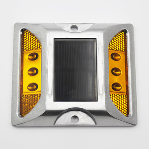 Produit phare : Marqueur de chaussée surélevé en aluminium, réflecteur LED solaire, type œil de chat en métal, pour la sécurité routière, allées et autoroutes - Product Image 1