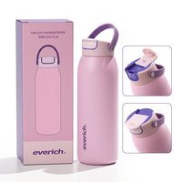 Bouteille d'eau isotherme Everich 2-en-1 en acier inoxydable à double paroi avec couvercle pivotant ou à ouverture directe et paille, personnalisable avec logo
