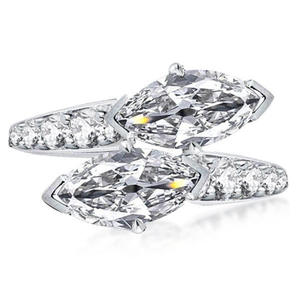 Anello di Diamanti F740 con Taglio Marquise, Diamante Naturale, Stile Classico per Fidanzamento Femminile - Product Image 1
