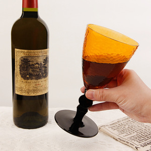 Verres à pied médiévaux marteau vintage ambre verres à gobelet créatifs ensemble de verres à vin rouge <span class=keywords><strong>verre</strong></span> à champagne <span class=keywords><strong>verre</strong></span> à cocktail - Product Image 5