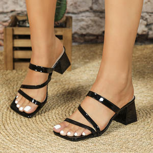 Y 35-43 Les femmes d'été portent de belles jupes avec de petites personnes avec des talons épais et des sandales à talons français - Product Image 2