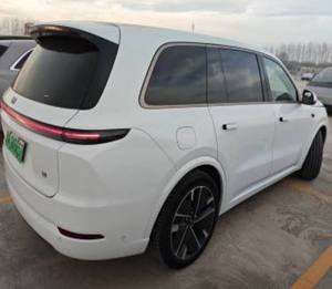 Li-xiang L9 Ultra 2025 SUV <span class=keywords><strong>hybride</strong></span> de luxe pleine grandeur 6 places avec toit ouvrant panoramique, système audio haut de gamme, faible kilométrage, <span class=keywords><strong>voiture</strong></span> d'occasion - Product Image 3