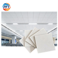 Plaque de plafond en PVC, surface stratifiée carrée, classe ignifuge, imperméable, insonorisante, grille pour bureau, hôtel, hôpital