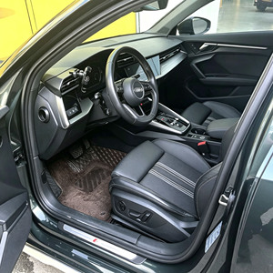 Voiture d'occasion <span class=keywords><strong>Audi</strong></span> <span class=keywords><strong>A3</strong></span> Sportback <span class=keywords><strong>35</strong></span> TFSI <span class=keywords><strong>S</strong></span>-<span class=keywords><strong>line</strong></span> 1.4T Essence 5 Portes Berline LHD Automobile de Luxe Allemande pour l'Exportation - Product Image 3