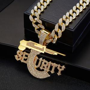 Collier fusil de <span class=keywords><strong>sniper</strong></span> personnalisé européen et américain, pendentif lettre de sécurité, plaqué or, approvisionnement direct, bijoux hip-hop - Product Image 4