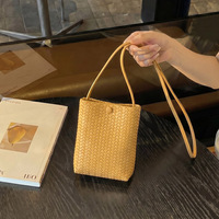 Sac bandoulière mini en cuir tissé avec logo personnalisé pour femme, sac à main portable pour téléphone portable, multicolore, décontracté, pour usage quotidien