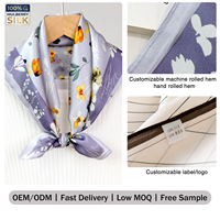 Échantillon Gratuit, Essai Rapide 7 Jours, Faible MOQ, Impression Personnalisée, Foulard Carré en Soie de Mûrier 6A, Motif Floral Papillon avec Bordure Violet Clair