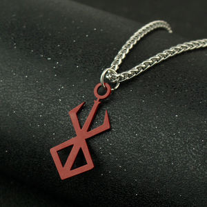 Anime Berserk logotipo rojo collar <span class=keywords><strong>de</strong></span> acero inoxidable tripas esclavo marca Logo colgantes Cosplay accesorios regalo <span class=keywords><strong>para</strong></span> hombres mujeres mochila joyería - Product Image 4