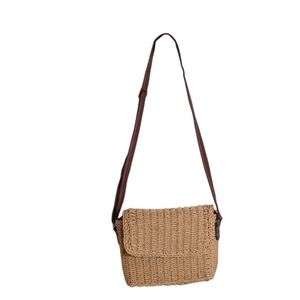 Bolsa de Compras para Mujer, Diseño Nuevo 2023, Ligera, Popular, con Remaches, Última Producción, para Exteriores - Product Image 3