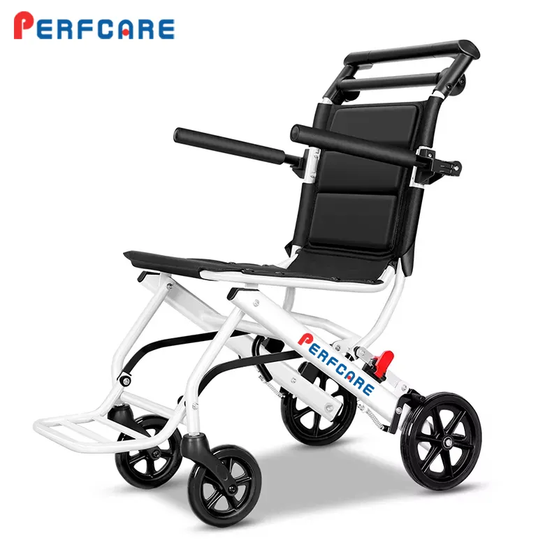 Sedia a rotelle manuale leggera pieghevole portatile da viaggio per tutti i terreni per disabili