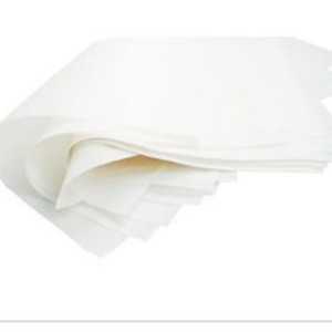 Papel Encerado Festivo para Envolver Galletas, Dulces y Cestas de Regalo con Acabado Navideño - Product Image 1