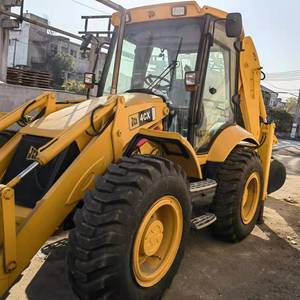 รถตักล้อยางตีนตะขาบ JCB รุ่น JCB4CX มือสอง สภาพดี เครื่องจักรก่อสร้างขายดี รถตักล้อยางตีนตะขาบ JCB 4CX มือสอง สภาพดี - Product Image 5