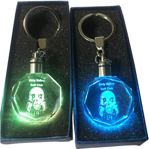 New Arrival Customized Transparent LED Crystal Skull Crossbones Key Chains for Golf Club Gift