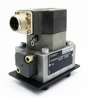 Vanne directionnelle Mannesmann 4WS2EM10-45/75B3T315Z8CV-24 00598337. non utilisé-
