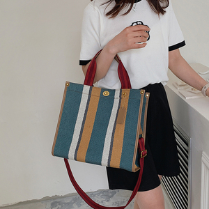 Nouveau sac fourre-tout rayé pour femme; sac à bandoulière luxueux, tendance et à épaule unique. - Product Image 3
