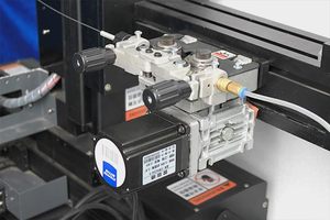 Macchina per Saldatura <span class=keywords><strong>Laser</strong></span> a Fibra Continua Automatica CNC di Alta Qualità, Prezzo <span class=keywords><strong>Laser</strong></span> 2000W - Product Image 4